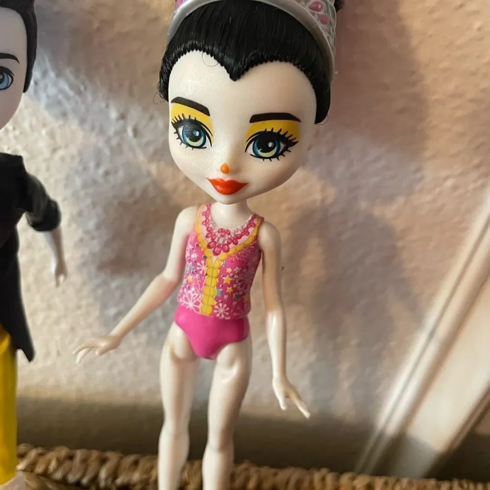 Enchantimals Darling Ice Dolls Boy and Girl